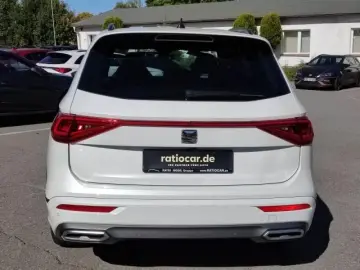 SEAT TARRACO FR 2.0 TDI DSG 4DRIVE NAVI SITZHEI. DAB