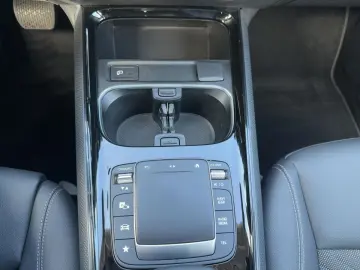 MERCEDES-BENZ GLA 250 e Style TWA Sitzhz Style Kam LMF