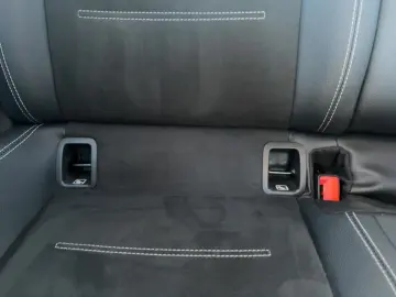 MERCEDES-BENZ CLA 250 e AMG Line MBeam TWA Night Sitzhz Kam