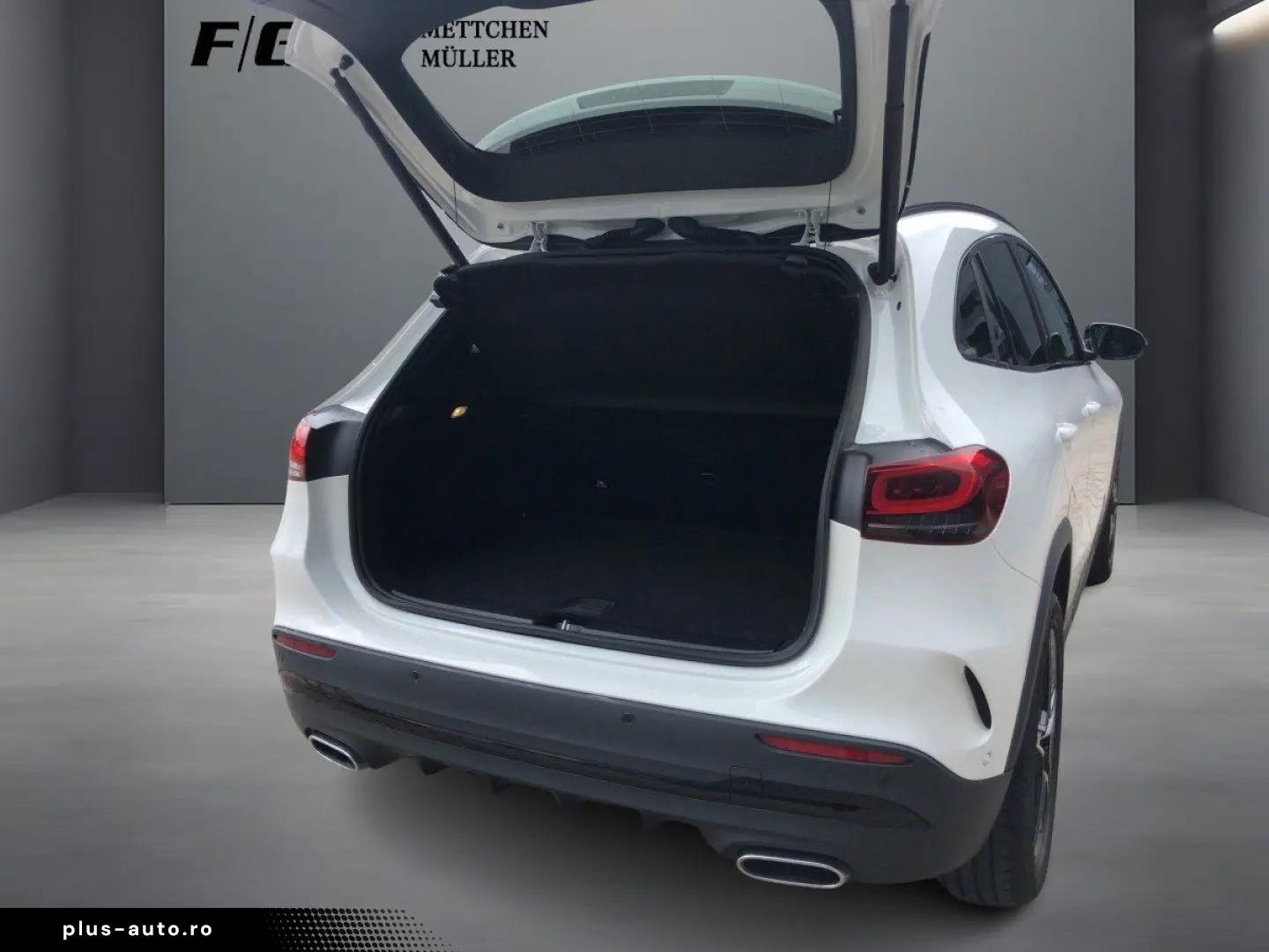 MERCEDES-BENZ GLA 220 d AMG-Line Burm MBeam TWA Night Sitzhz