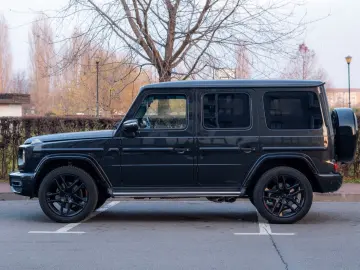 MERCEDES-BENZ G 500_63AMG TrimLine_MassageSeats_360