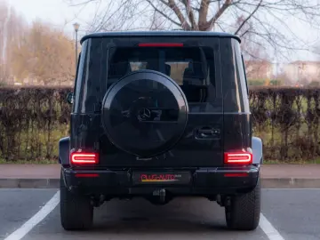 MERCEDES-BENZ G 500_63AMG TrimLine_MassageSeats_360