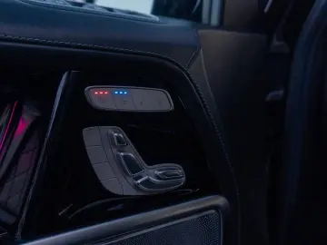 MERCEDES-BENZ G 500_63AMG TrimLine_MassageSeats_360