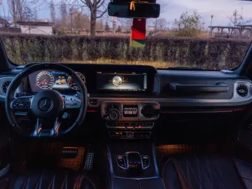 MERCEDES-BENZ G 500_63AMG TrimLine_MassageSeats_360