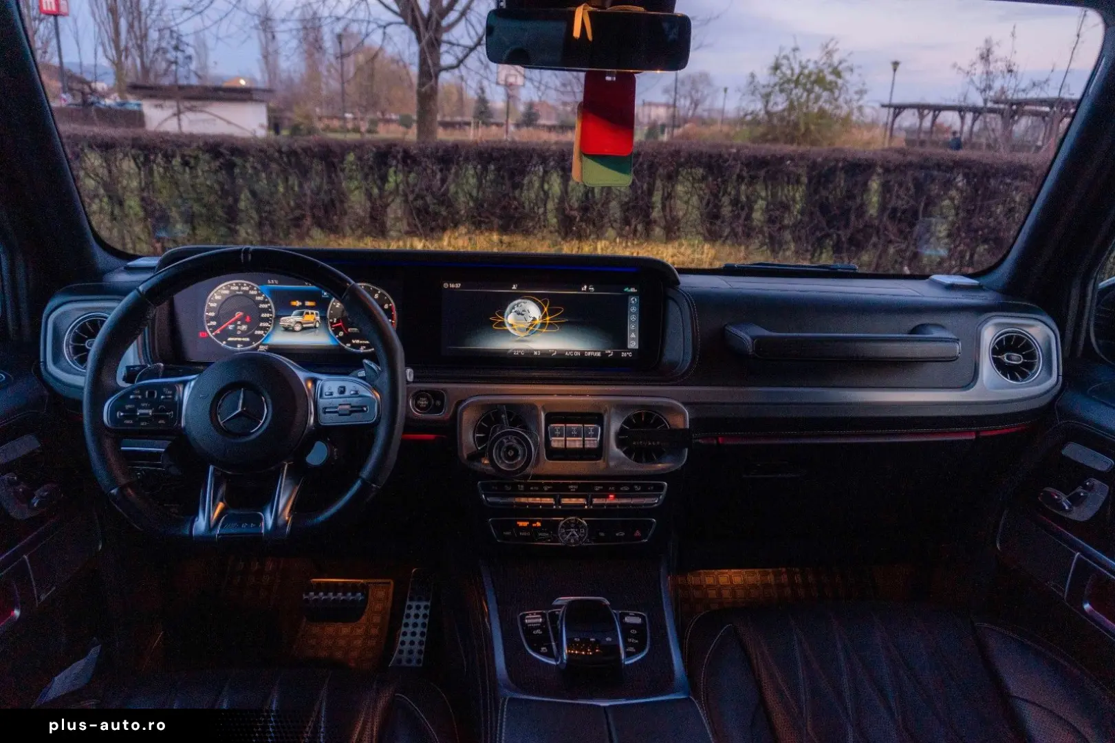 MERCEDES-BENZ G 500_63AMG TrimLine_MassageSeats_360