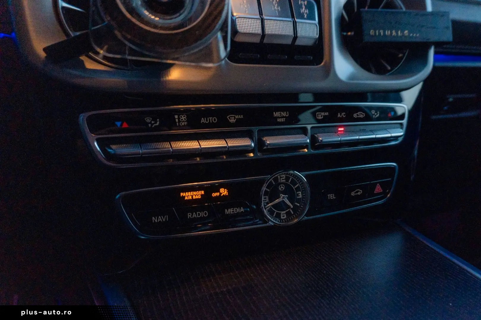 MERCEDES-BENZ G 500_63AMG TrimLine_MassageSeats_360