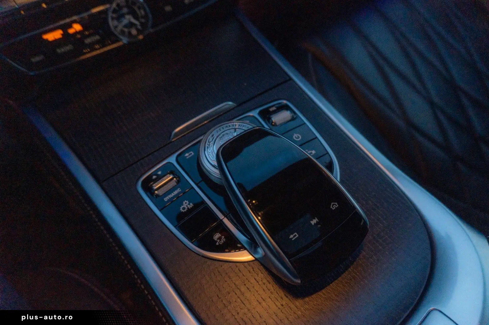 MERCEDES-BENZ G 500_63AMG TrimLine_MassageSeats_360