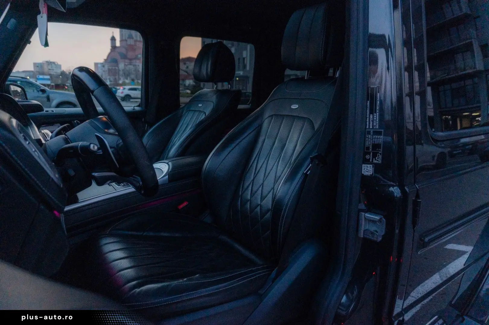 MERCEDES-BENZ G 500_63AMG TrimLine_MassageSeats_360