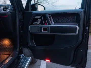MERCEDES-BENZ G 500_63AMG TrimLine_MassageSeats_360