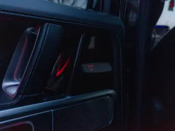 MERCEDES-BENZ G 500_63AMG TrimLine_MassageSeats_360