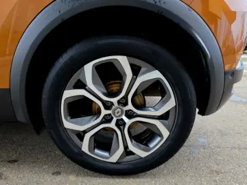 RENAULT CAPTUR 1.0 TCe 100CP Intens