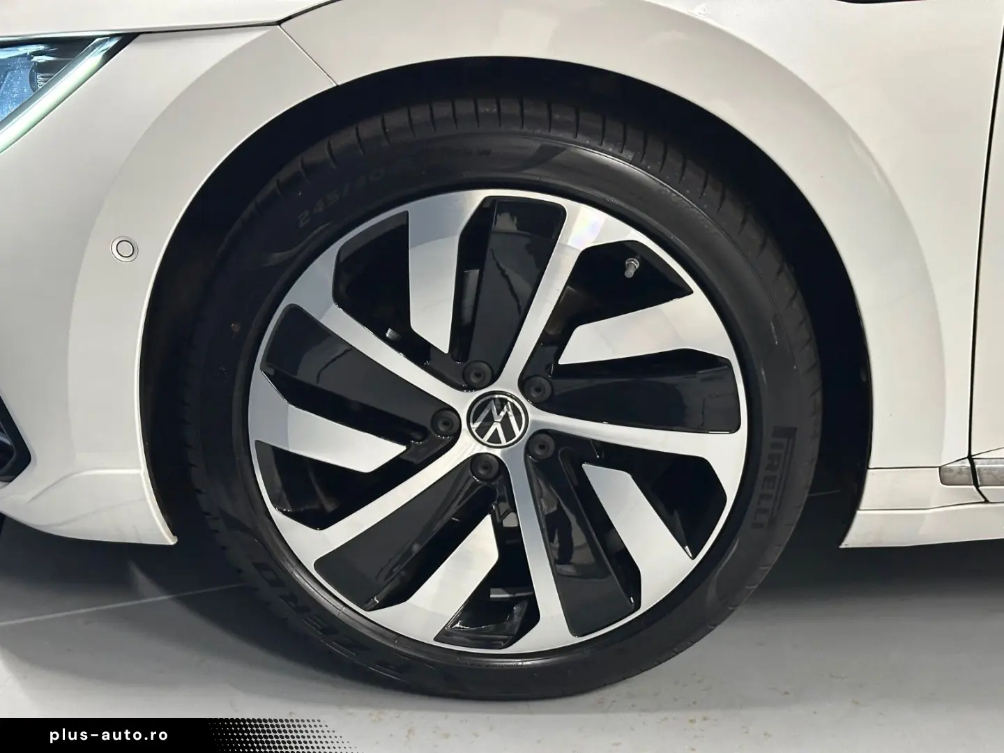 VW Arteon Shooting Brake R-Line 4Mot. 19Zoll PANORA