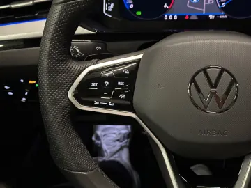 VW Arteon Shooting Brake R-Line 4Mot. 19Zoll PANORA