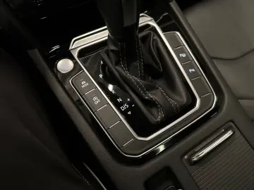 VW Arteon Shooting Brake R-Line 4Mot. 19Zoll PANORA