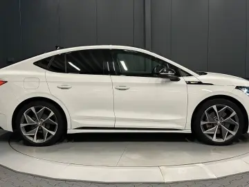 SKODA Enyaq Coupé RS Suite  21Zoll Wärmepumpe PANORAMA