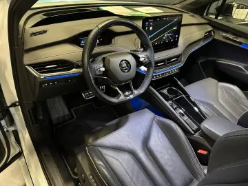 SKODA Enyaq Coupé RS Suite  21Zoll Wärmepumpe PANORAMA