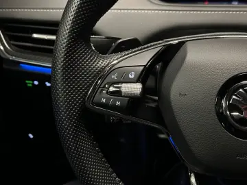 SKODA Enyaq Coupé RS Suite  21Zoll Wärmepumpe PANORAMA