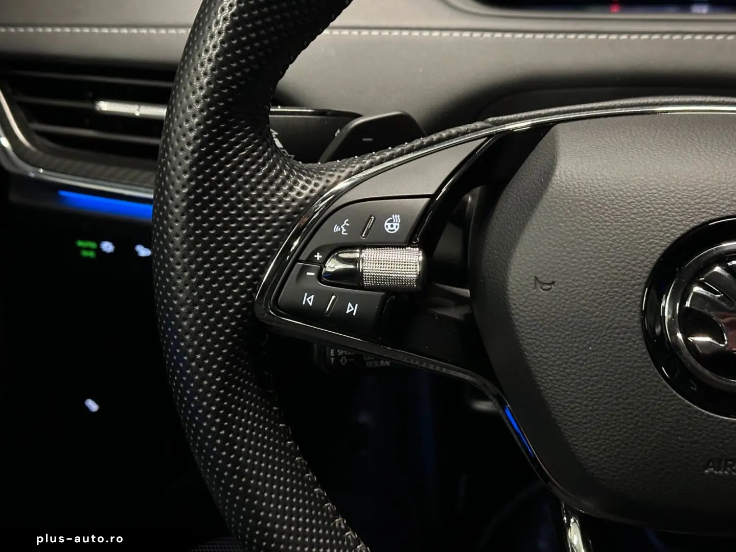 SKODA Enyaq Coupé RS Suite  21Zoll Wärmepumpe PANORAMA