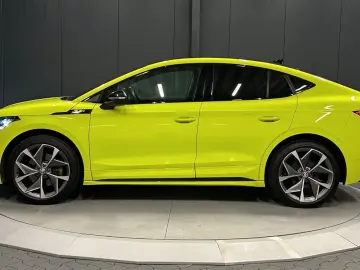 SKODA Enyaq Coupé RS Lounge  21Zoll Wärmepumpe AHK