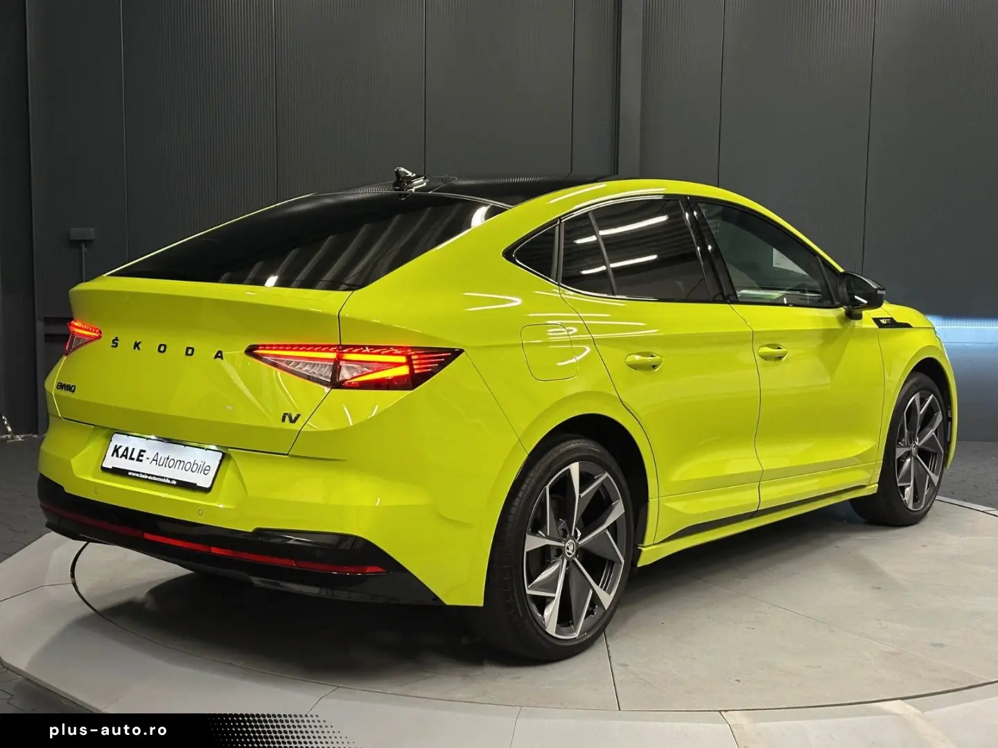 SKODA Enyaq Coupé RS Lounge  21Zoll Wärmepumpe AHK