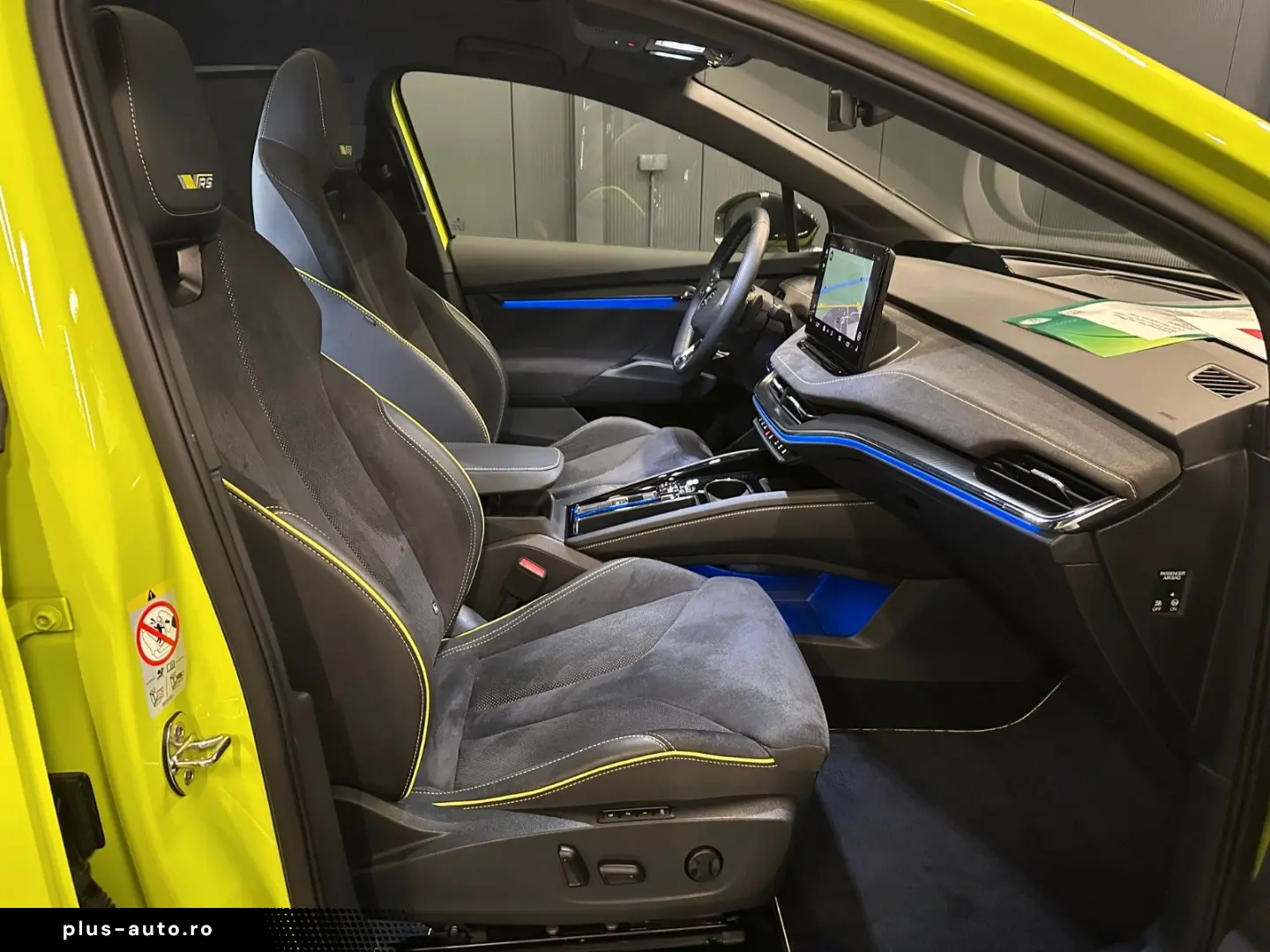 SKODA Enyaq Coupé RS Lounge  21Zoll Wärmepumpe AHK