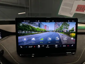 SKODA Enyaq Coupé RS Lounge  21Zoll Wärmepumpe AHK