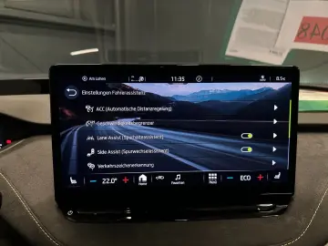 SKODA Enyaq Coupé RS Lounge  21Zoll Wärmepumpe AHK