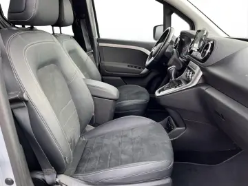 MERCEDES-BENZ T 180 d AUT DynLicht Fernlichtass. Kam. KlimaA