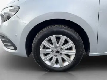 MERCEDES-BENZ T 180 d AUT DynLicht Fernlichtass. Kam. KlimaA