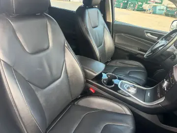 FORD S-Max S-MAX Titanium 7-SITZ ACC CAM SPUR