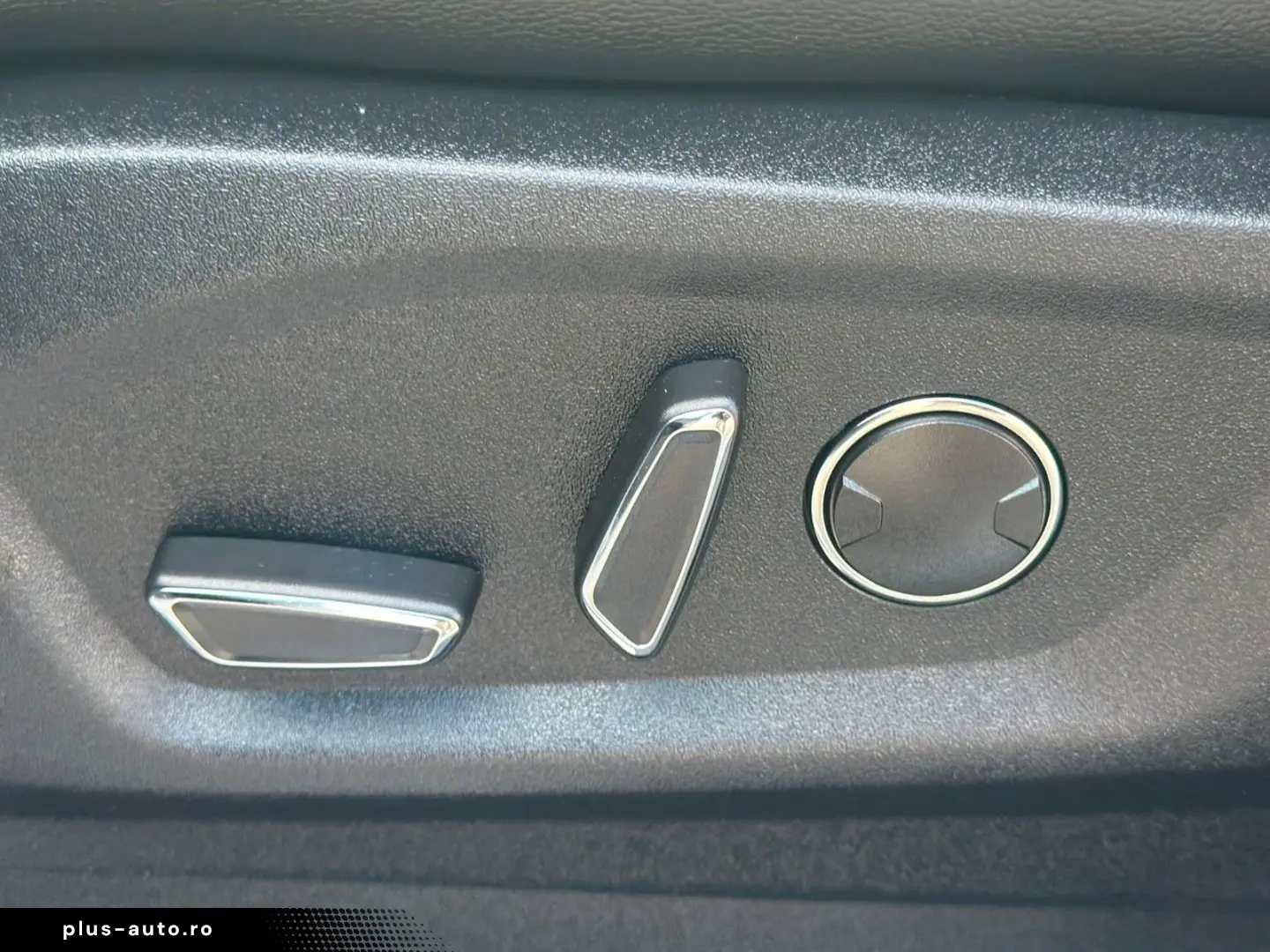 FORD S-Max S-MAX Titanium 7-SITZ ACC CAM SPUR