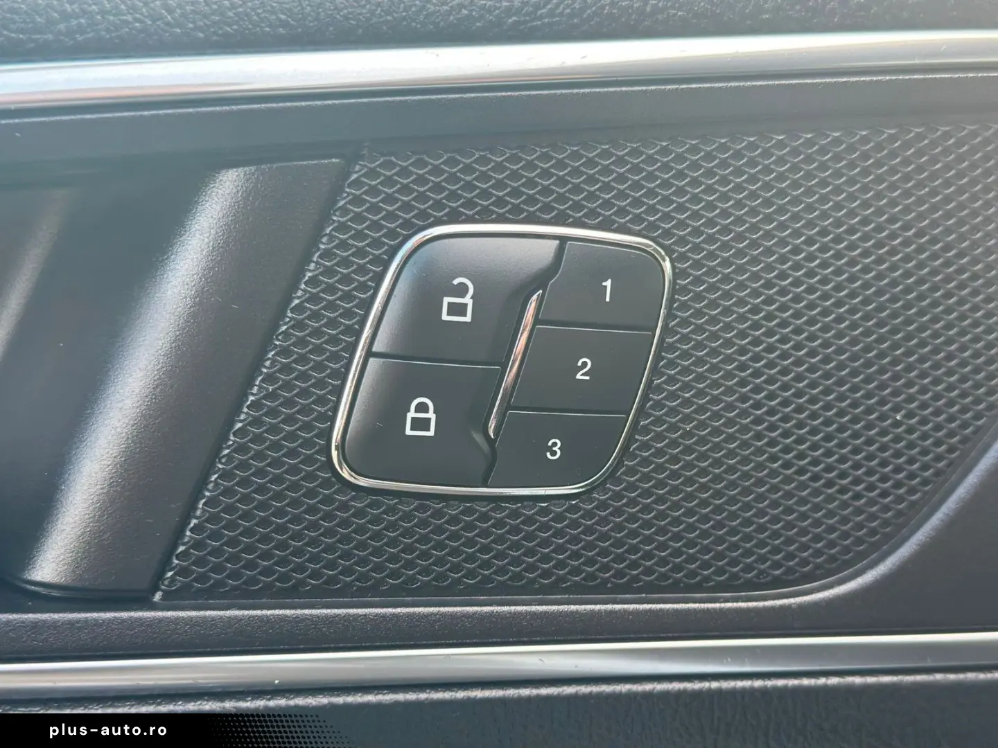 FORD S-Max S-MAX Titanium 7-SITZ ACC CAM SPUR