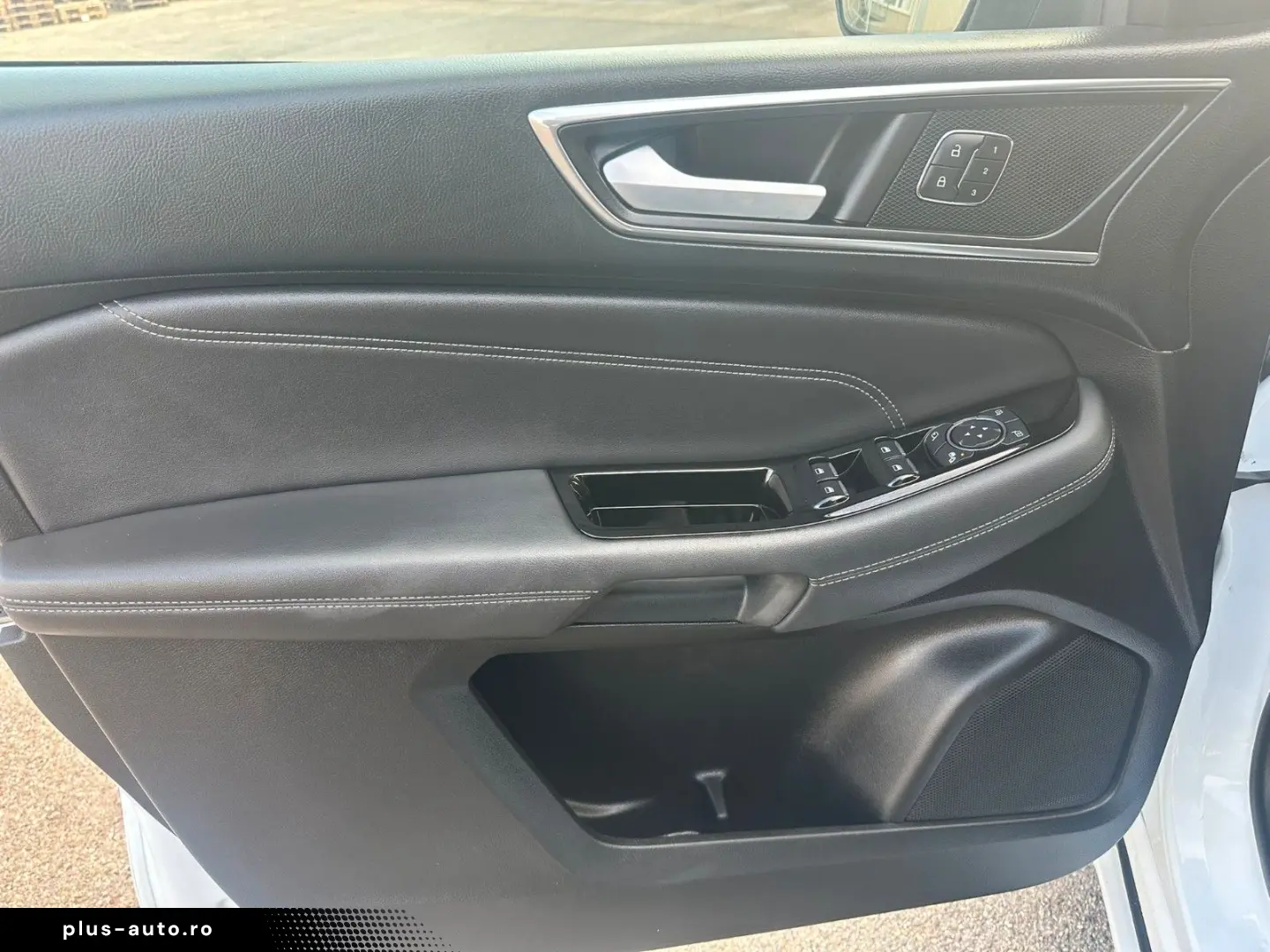 FORD S-Max S-MAX Titanium 7-SITZ ACC CAM SPUR