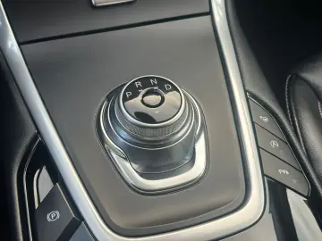 FORD S-Max S-MAX Titanium 7-SITZ ACC CAM SPUR