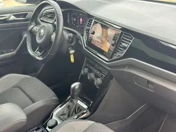 VW T-Roc 2.0 TSI OPF DSG 4MOTION R PANO ACC AHK