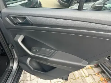 VW T-Roc 2.0 TSI OPF DSG 4MOTION R PANO ACC AHK