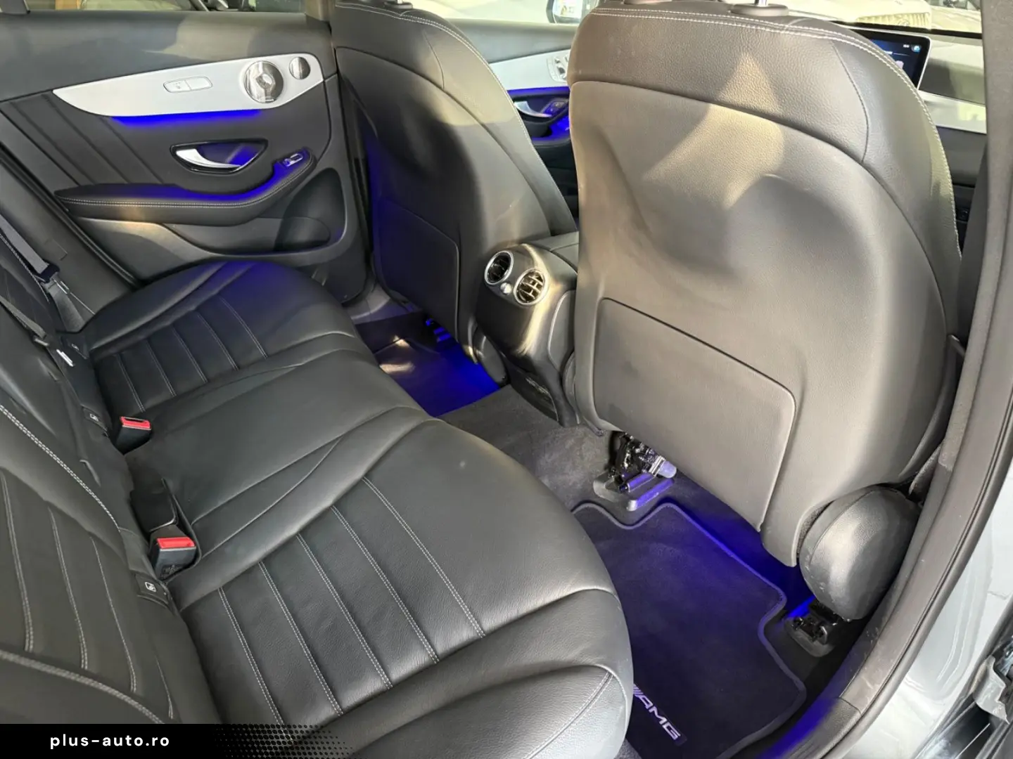 MERCEDES-BENZ GLC 300 de 4M AMG-LINE DISTR PANO MEMORY AHK