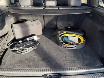 MERCEDES-BENZ GLC 300 de 4M AMG-LINE DISTR PANO MEMORY AHK