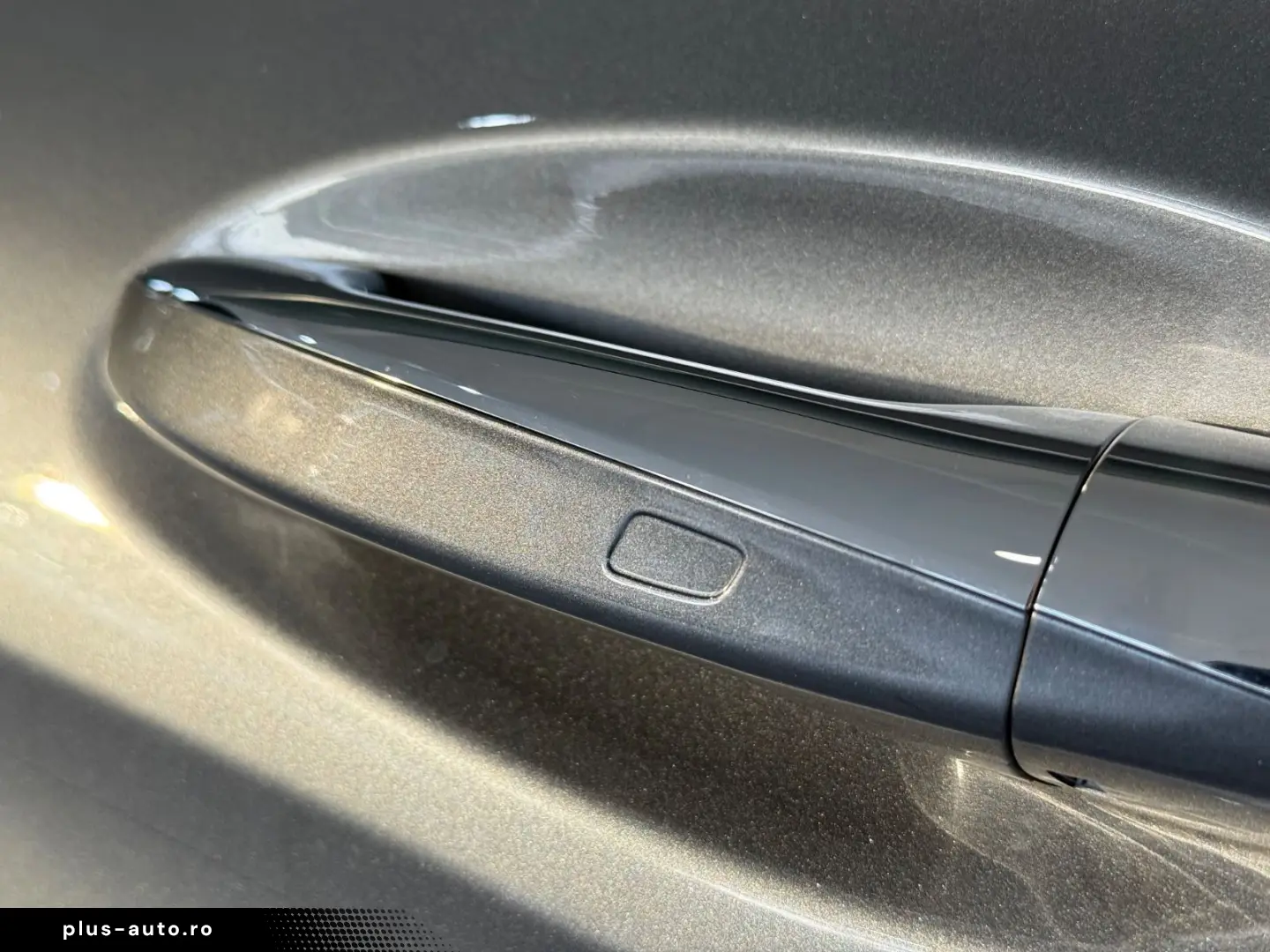 MERCEDES-BENZ GLC 300 de 4M AMG-LINE DISTR PANO MEMORY AHK