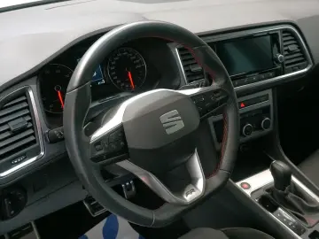 SEAT Ateca FR 2.0 TSI 4Drive ACC PANORMA DAB LED RFK