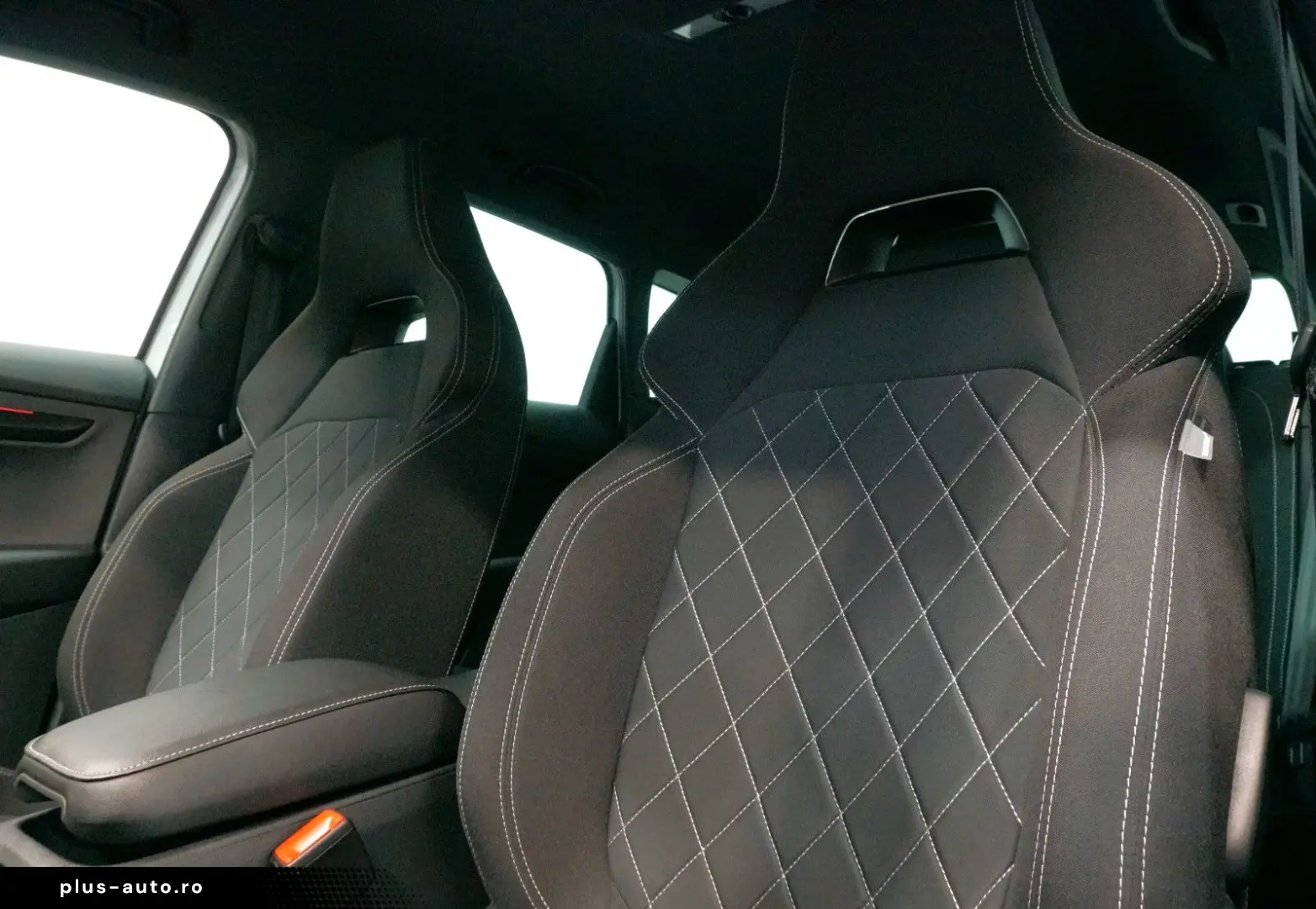 SKODA Karoq Sportline 1.5 TSI ACC LED Virtual Cockpit