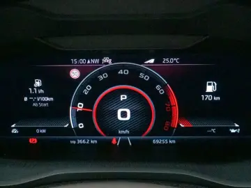 SKODA Karoq Sportline 1.5 TSI ACC LED Virtual Cockpit