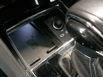 SKODA Karoq Sportline 1.5 TSI ACC LED Virtual Cockpit