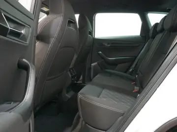 SKODA Karoq Sportline 1.5 TSI ACC LED Virtual Cockpit