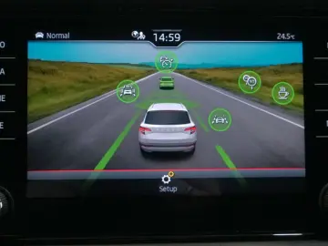 SKODA Karoq Sportline 1.5 TSI ACC LED Virtual Cockpit