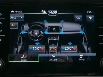 SKODA Karoq Sportline 1.5 TSI ACC LED Virtual Cockpit