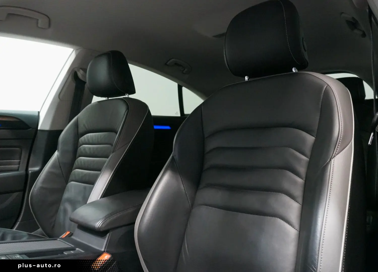 VW Arteon Elegance 2.0 TSI ACC AHK IQ.Light Massage