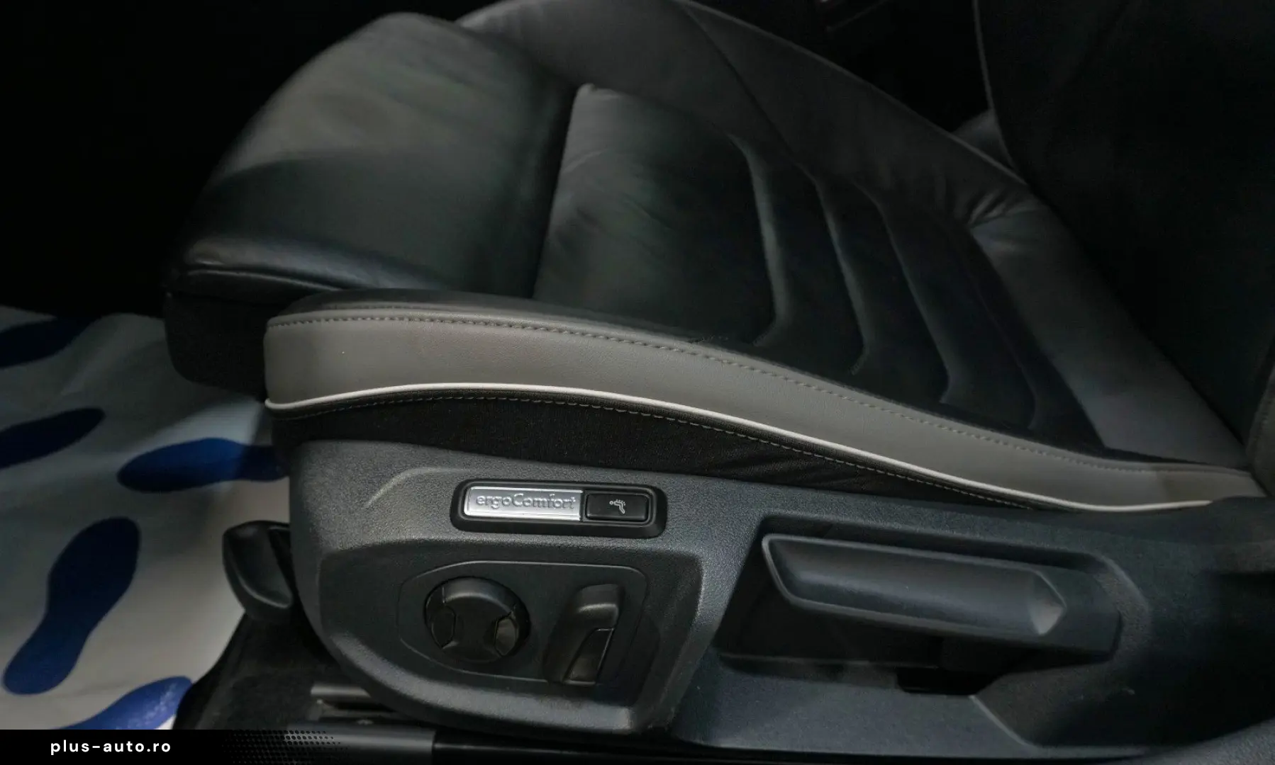 VW Arteon Elegance 2.0 TSI ACC AHK IQ.Light Massage