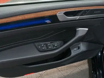 VW Arteon Elegance 2.0 TSI ACC AHK IQ.Light Massage