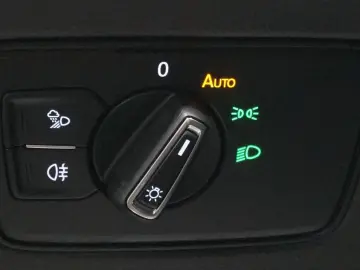 VW Arteon Elegance 2.0 TSI ACC AHK IQ.Light Massage